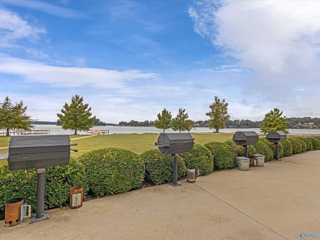 12100 Two Rivers Drive PH-E, Athens, AL 35611