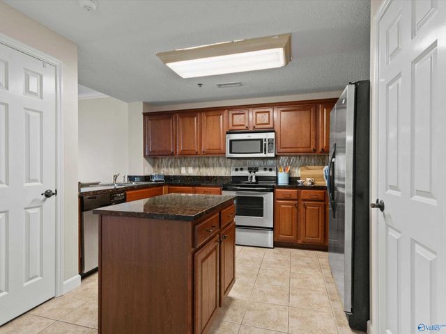 12100 Two Rivers Drive PH-E, Athens, AL 35611