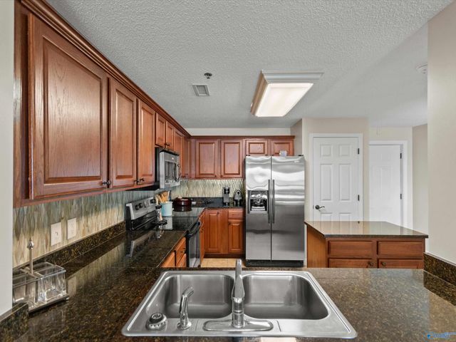 12100 Two Rivers Drive PH-E, Athens, AL 35611