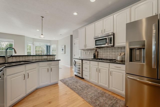 8220 Tricia Price Drive, Powell, OH 43065