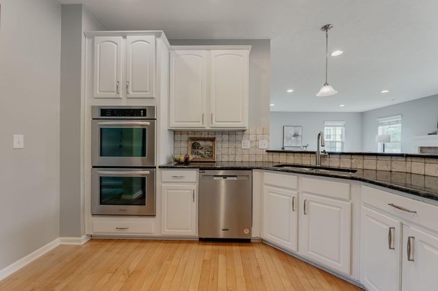 8220 Tricia Price Drive, Powell, OH 43065