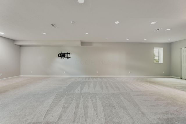 8220 Tricia Price Drive, Powell, OH 43065