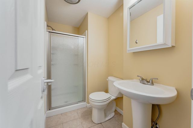 8220 Tricia Price Drive, Powell, OH 43065