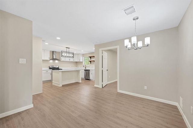 7413 W Knoll Street, Houston, TX 77028