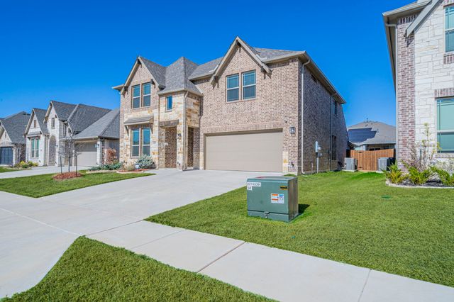 1049 Snowy Owl Drive, Alvarado, TX 76009