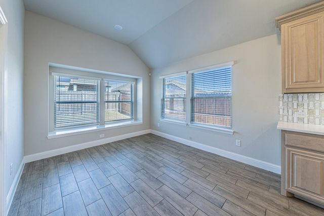 1049 Snowy Owl Drive, Alvarado, TX 76009