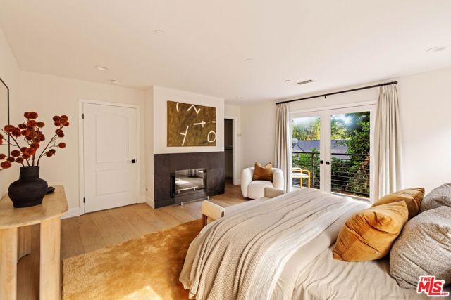 825 Huntley, West Hollywood, CA 90069