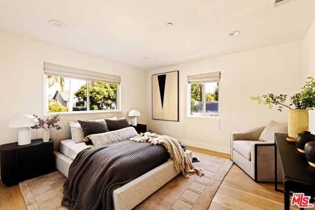 825 Huntley, West Hollywood, CA 90069