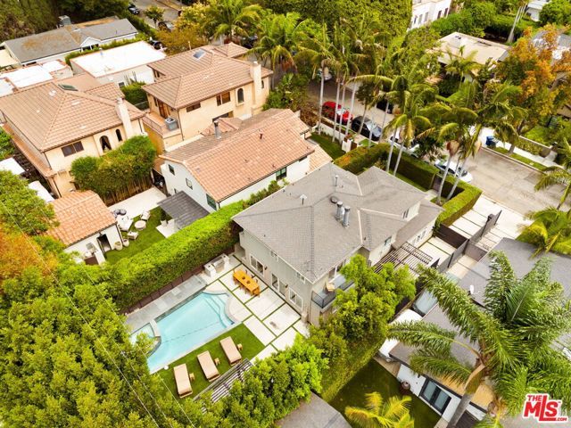 825 Huntley, West Hollywood, CA 90069