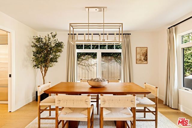 825 Huntley, West Hollywood, CA 90069