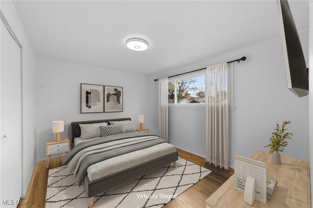 6677 Crenshaw Drive, Parma Heights, OH 44130