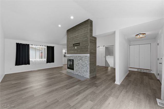 6677 Crenshaw Drive, Parma Heights, OH 44130