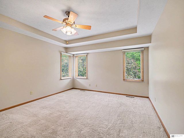 14810 Black Street, Bennington, NE 68007