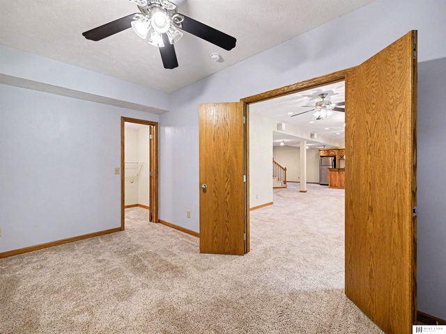 14810 Black Street, Bennington, NE 68007