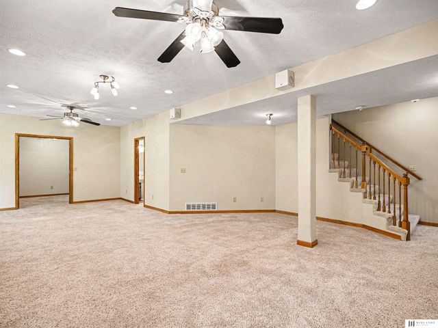14810 Black Street, Bennington, NE 68007