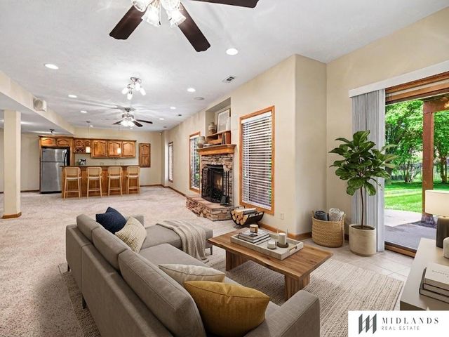 14810 Black Street, Bennington, NE 68007