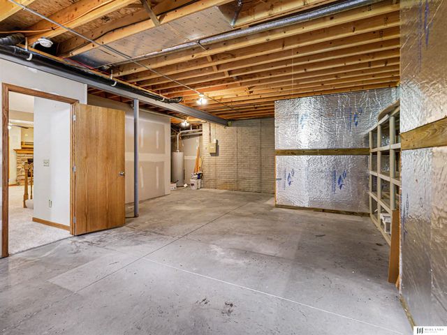 14810 Black Street, Bennington, NE 68007