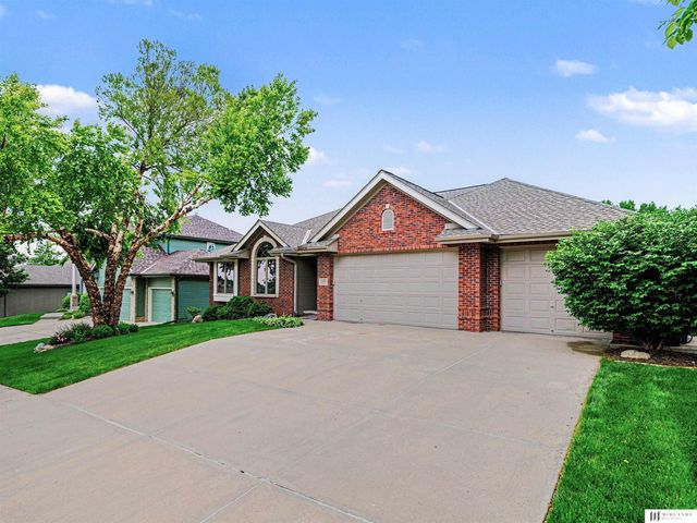 14810 Black Street, Bennington, NE 68007