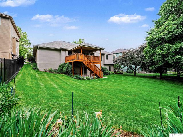 14810 Black Street, Bennington, NE 68007