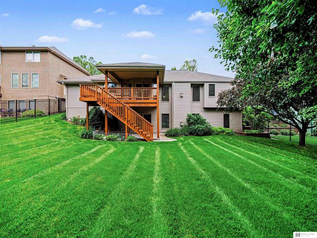 14810 Black Street, Bennington, NE 68007