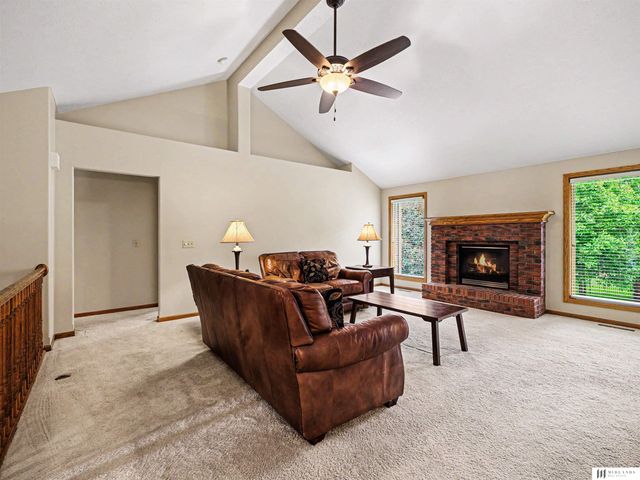 14810 Black Street, Bennington, NE 68007