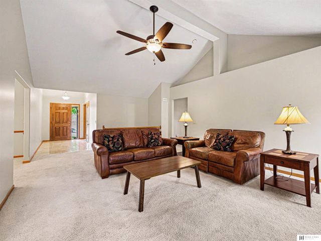 14810 Black Street, Bennington, NE 68007
