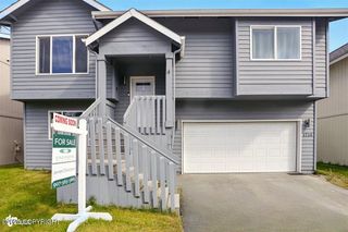 1718 S Heather Meadows Loop, Anchorage, AK 99507