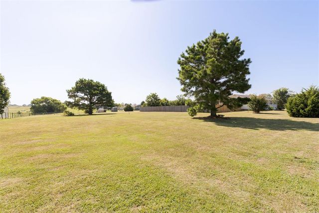 9601 Westview Drive, Lexington, OK 73051