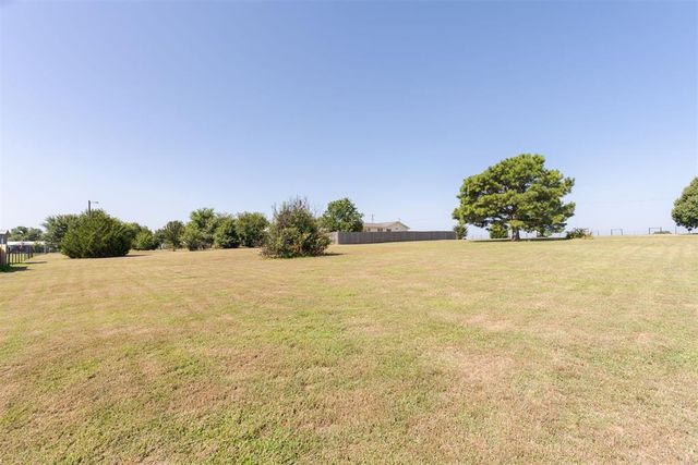 9601 Westview Drive, Lexington, OK 73051