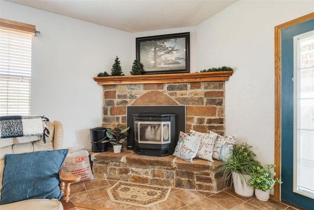 9601 Westview Drive, Lexington, OK 73051