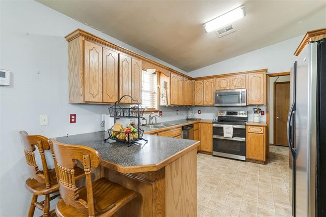 9601 Westview Drive, Lexington, OK 73051