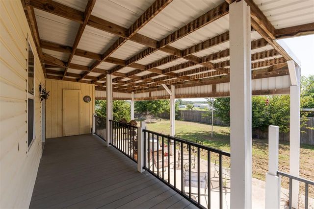 9601 Westview Drive, Lexington, OK 73051