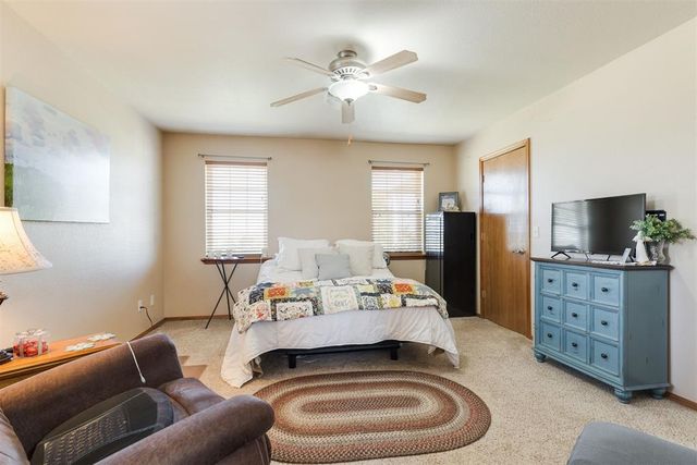 9601 Westview Drive, Lexington, OK 73051