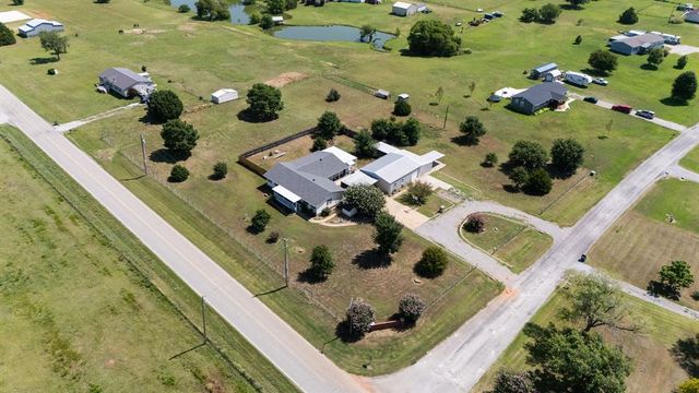 9601 Westview Drive, Lexington, OK 73051