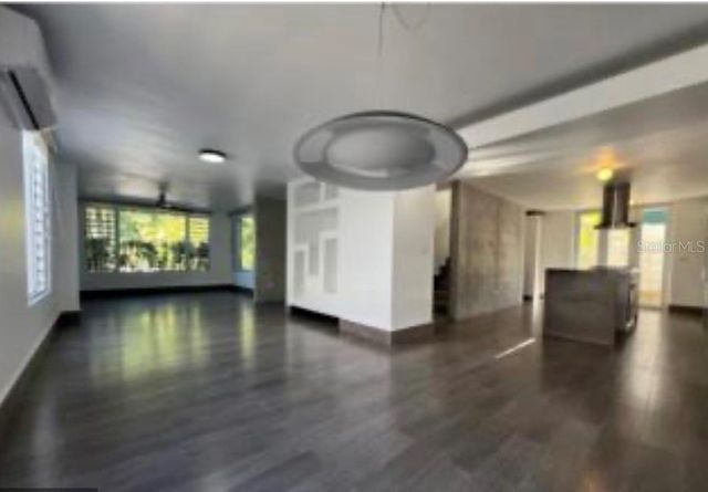 352 SANTA CATALINA, Guaynabo, PR 00969