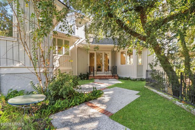 12 Oyster Landing Lane, Hilton Head Island, SC 29928