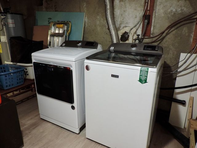 96 Logtown Rd, Amherst, MA 01002