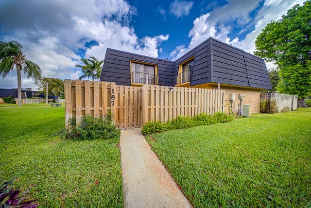 187 Woodland Road, Palm Springs, FL 33461