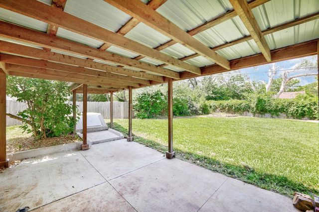 2751 S Bennett Ave., Wichita, KS 67217