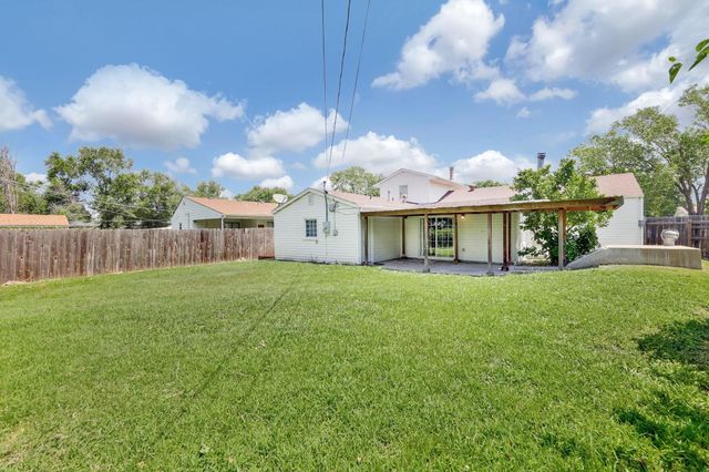 2751 S Bennett Ave., Wichita, KS 67217