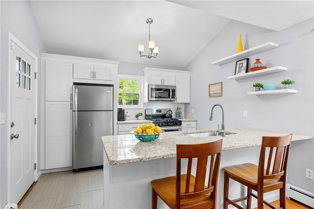63 Hammond Street, Providence, RI 02909