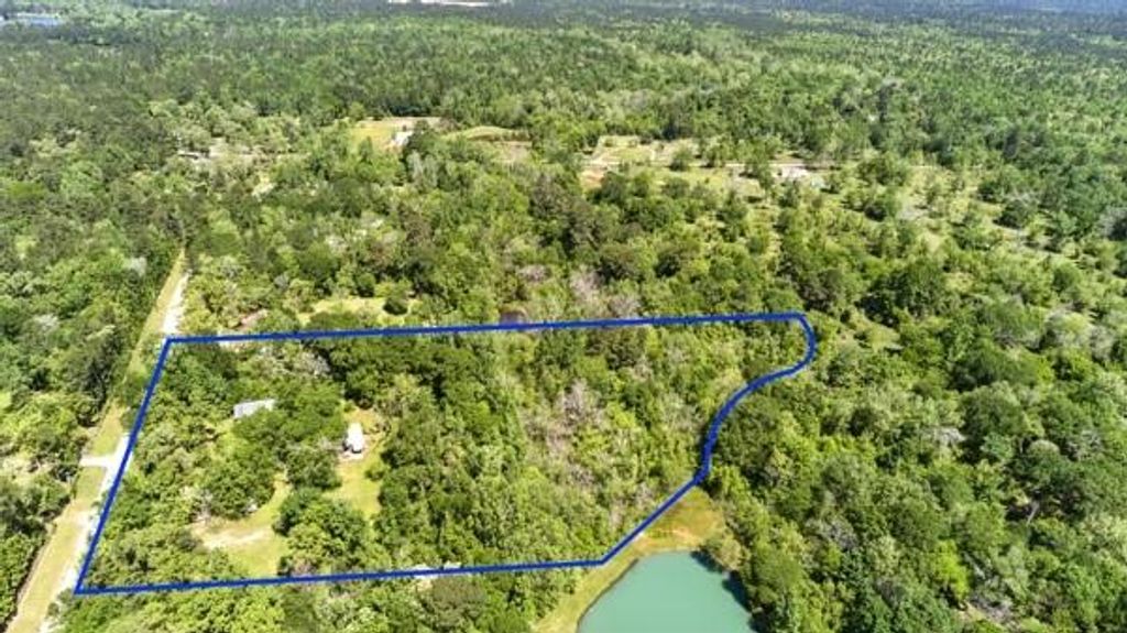 17027 Red Oak Drive, Plantersville, TX 77363