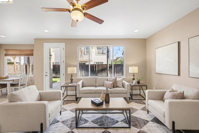 6372 Crystal Springs Cir, Discovery Bay, CA 94505