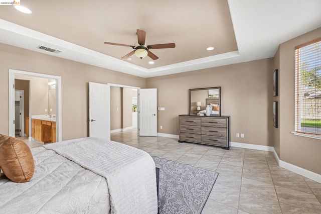 6372 Crystal Springs Cir, Discovery Bay, CA 94505