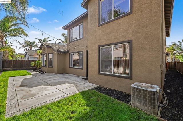 6372 Crystal Springs Cir, Discovery Bay, CA 94505