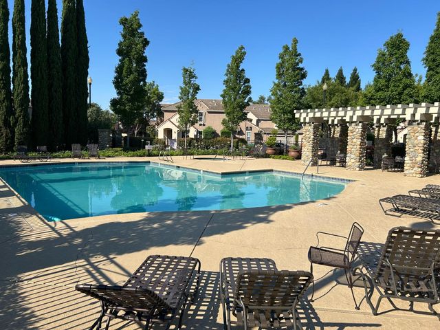 3801 Esplanade Cir, Folsom, CA 95630