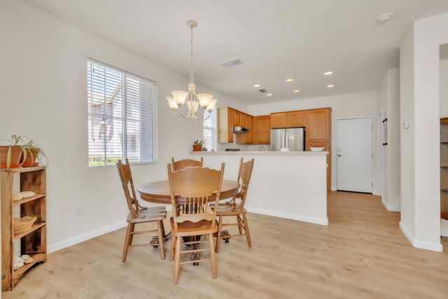 3801 Esplanade Cir, Folsom, CA 95630
