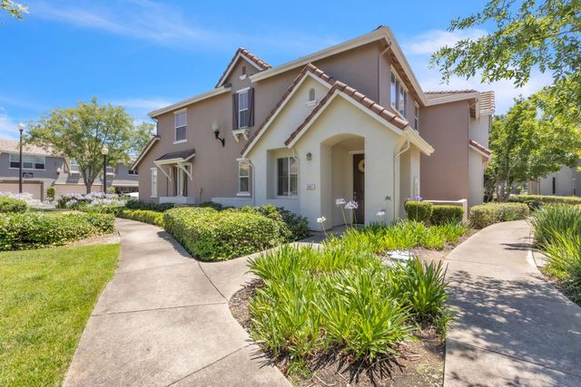 3801 Esplanade Cir, Folsom, CA 95630