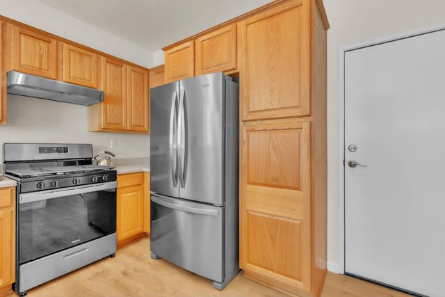 3801 Esplanade Cir, Folsom, CA 95630