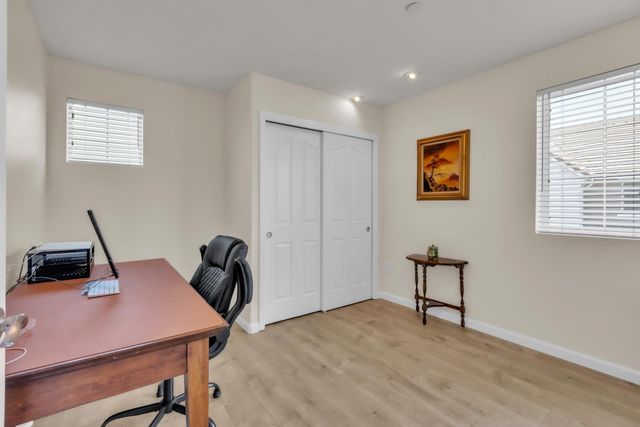 3801 Esplanade Cir, Folsom, CA 95630
